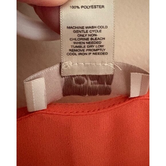 Ann Taylor LOFT Sleeveless V-Neck Tie Shoulder Top in Coral/Orange Size XS - Picture 9 of 11